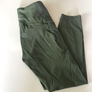 lululemon Uncovered Strength Hi-Rise Crop Leggings Laser Cut Mesh Fabric Size 6